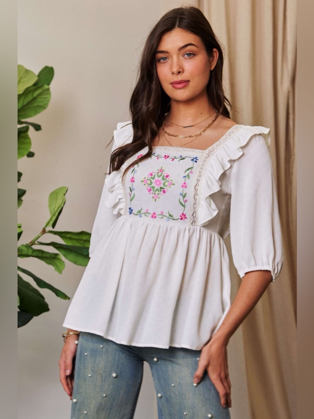 Davi & Dani Texture Tie Back Floral Embroidery Frill Blouse | White🛍️